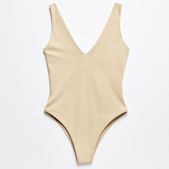 Aritzia Babaton Contour Deep V Tank Bodysuit - Size XS - Picture 1 of 10